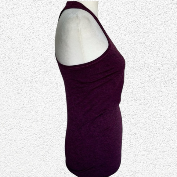 Lululemon Swiftly Tech Racerback - Picture 8 of 13